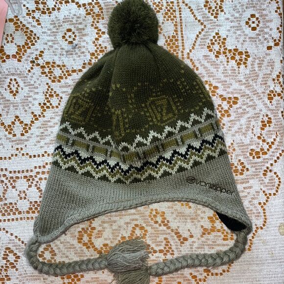 VZ VONZIPPER UNISEX POM POM AND BRAIDS FLEECE-LINED WINTER HAT - Picture 1 of 4